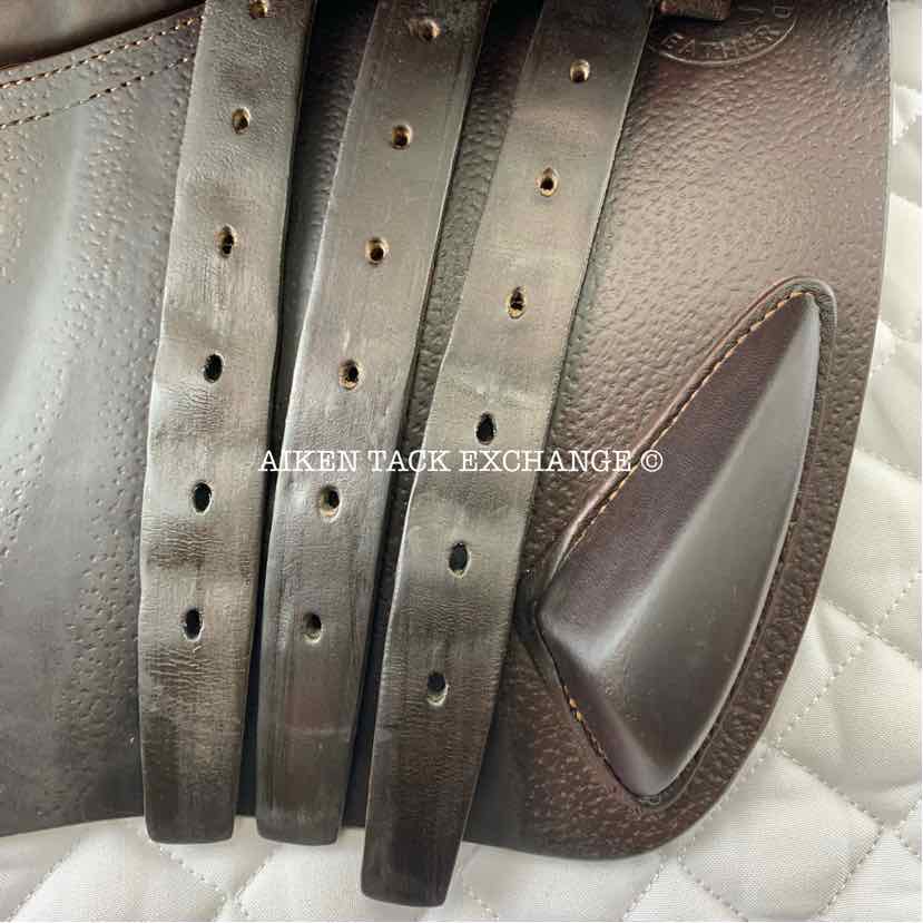 **SOLD** 2016 CWD SE02 Close Contact Jump Saddle, 17.5" Seat, 2L Flap, Medium Tree, Foam Panels