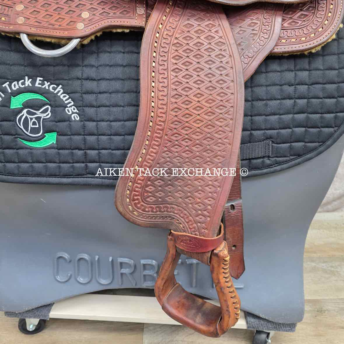 Kowalsky Western Saddle, 15.5" Seat, Wide Tree - Full QH Bars