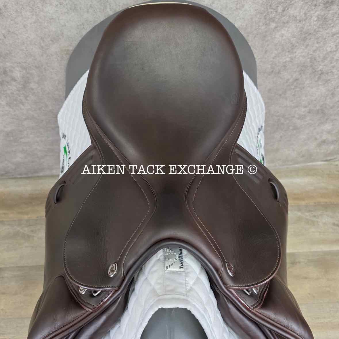 **SOLD** 2020 Prestige Synchrony CPS Jump Saddle, 17" Seat, 34 Tree - MW, Wool Flocked Panels