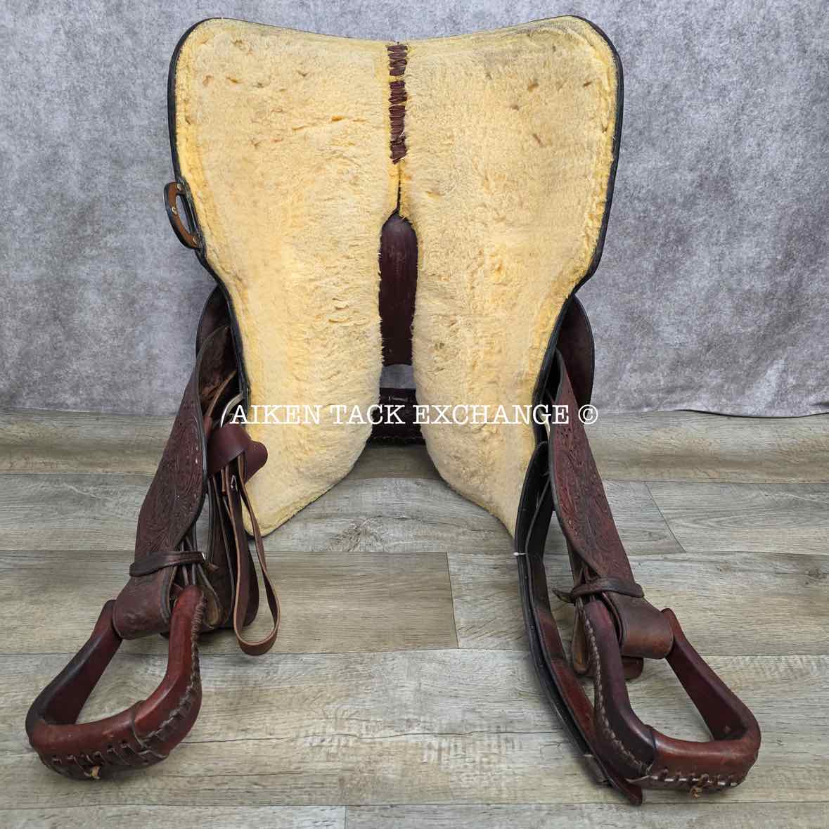 Billy Royal Western Saddle, 15.5" Seat, Regular Tree - Semi QH Bars