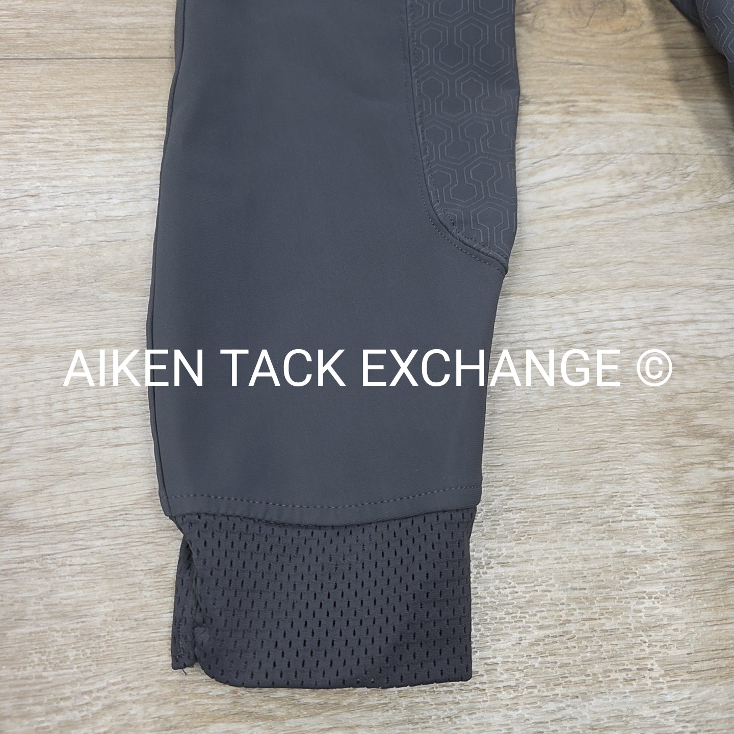 Ariat Tri-Factor Silicone Grip Full Seat Breeches, Size 34 R