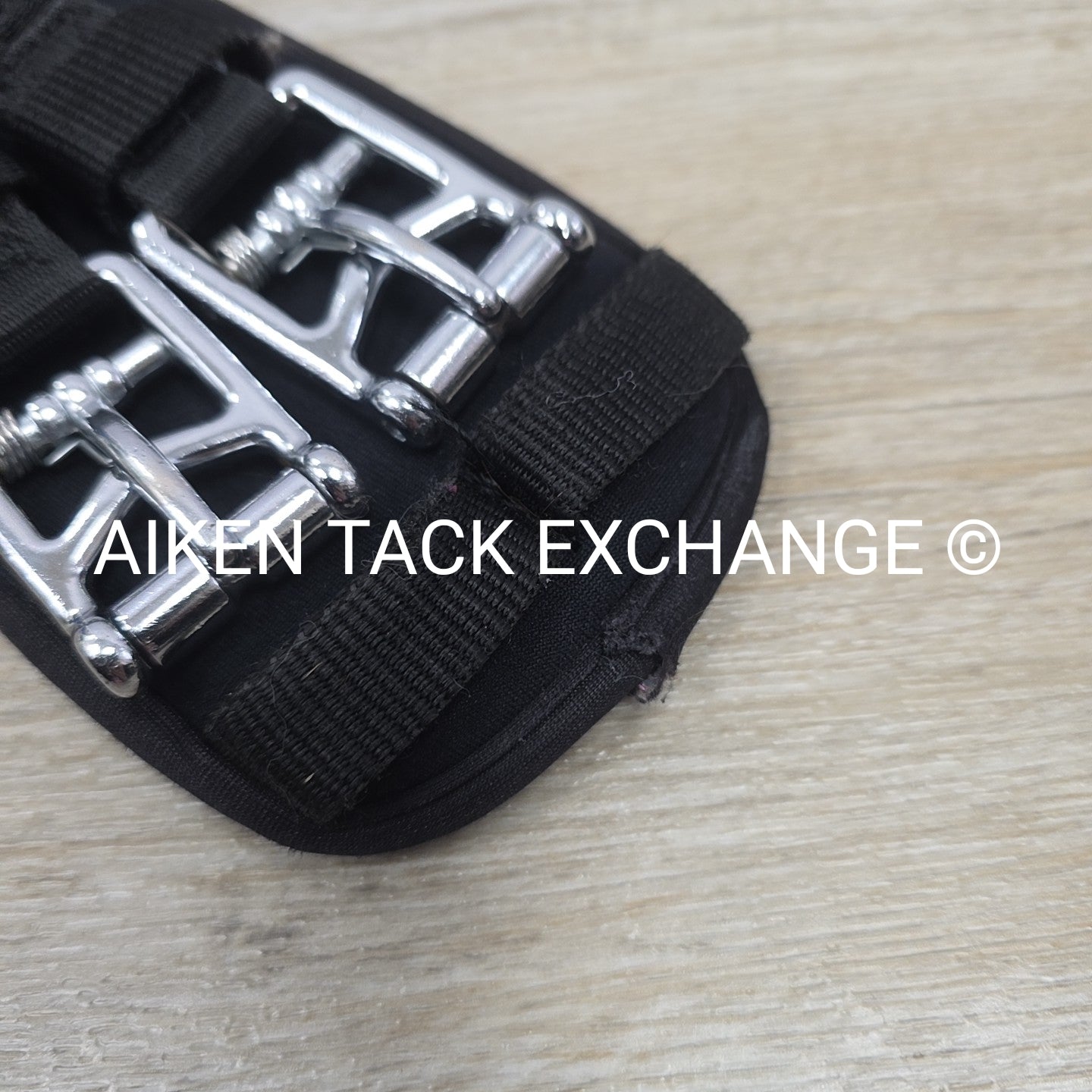 Lettia Memory Foam Clik Dressage Girth, Black, 28"