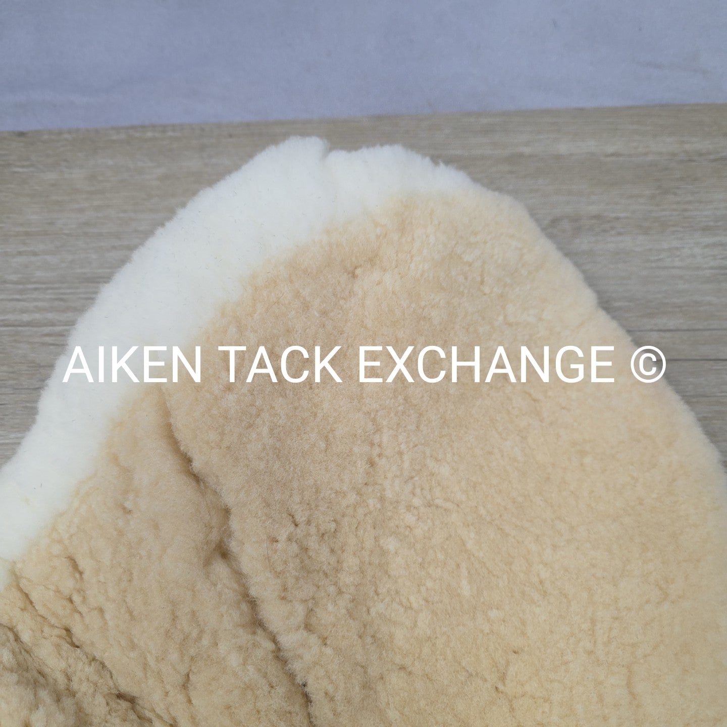 Fleeceworks FXK Classic Sheepskin Half Pad with Rolled Edges, Medium