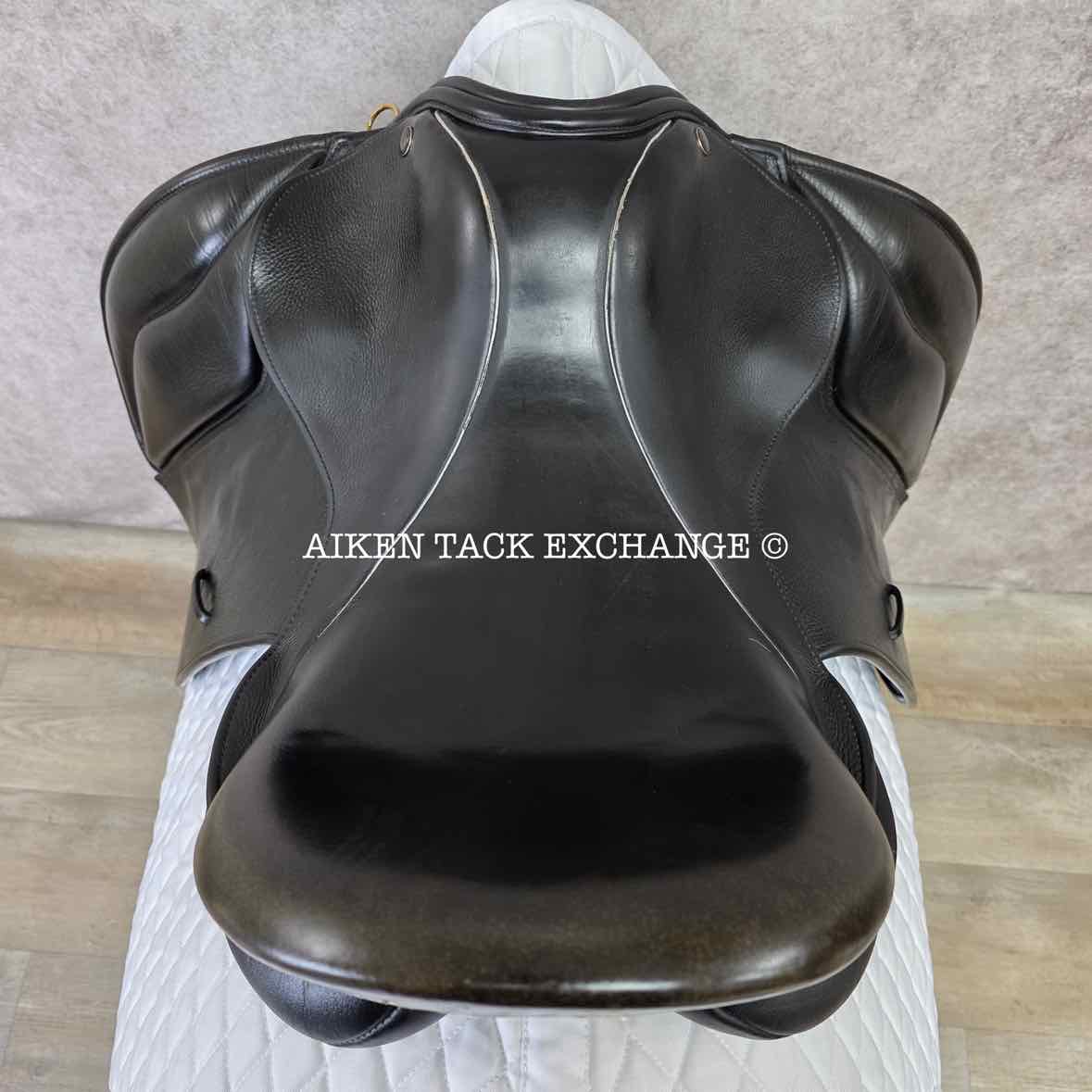 JRD Alvina Dressage Saddle, 17" Seat, Medium Wide/Wide Tree, Wool Flocked Panels