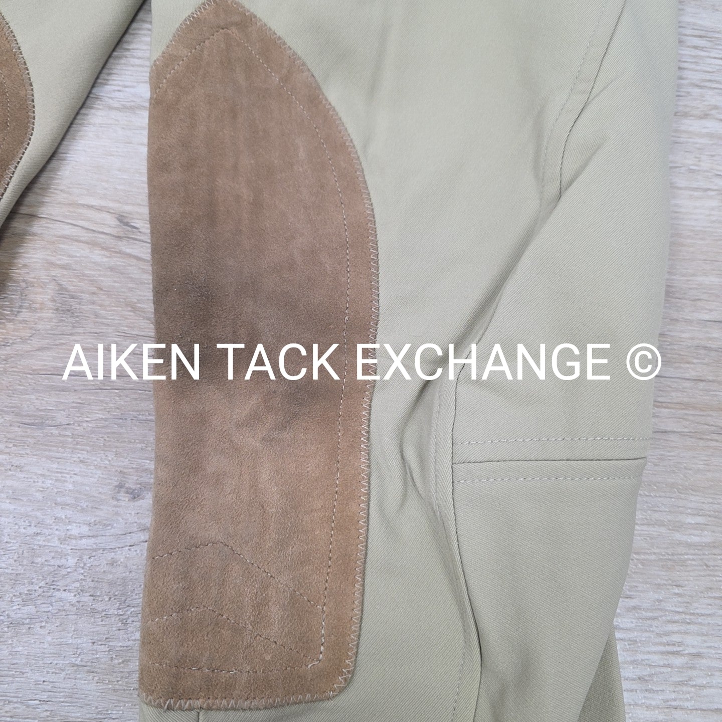 Tailored Sportsman Supreme Hunter Knee Patch Breeches, Size 34 L