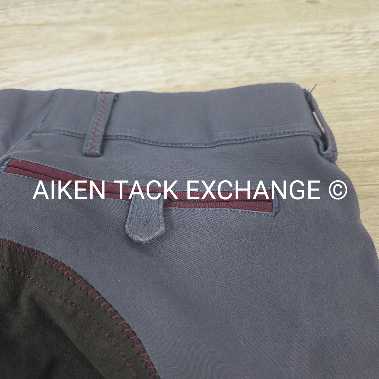 Ariat Olympia Full Seat Breeches, Size 32 L