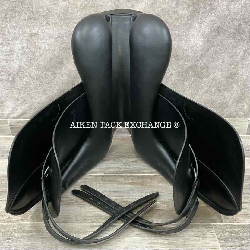 2009 Amerigo Vega Dressage Saddle, 18" Seat, Medium Tree, Wool Flocked Panels