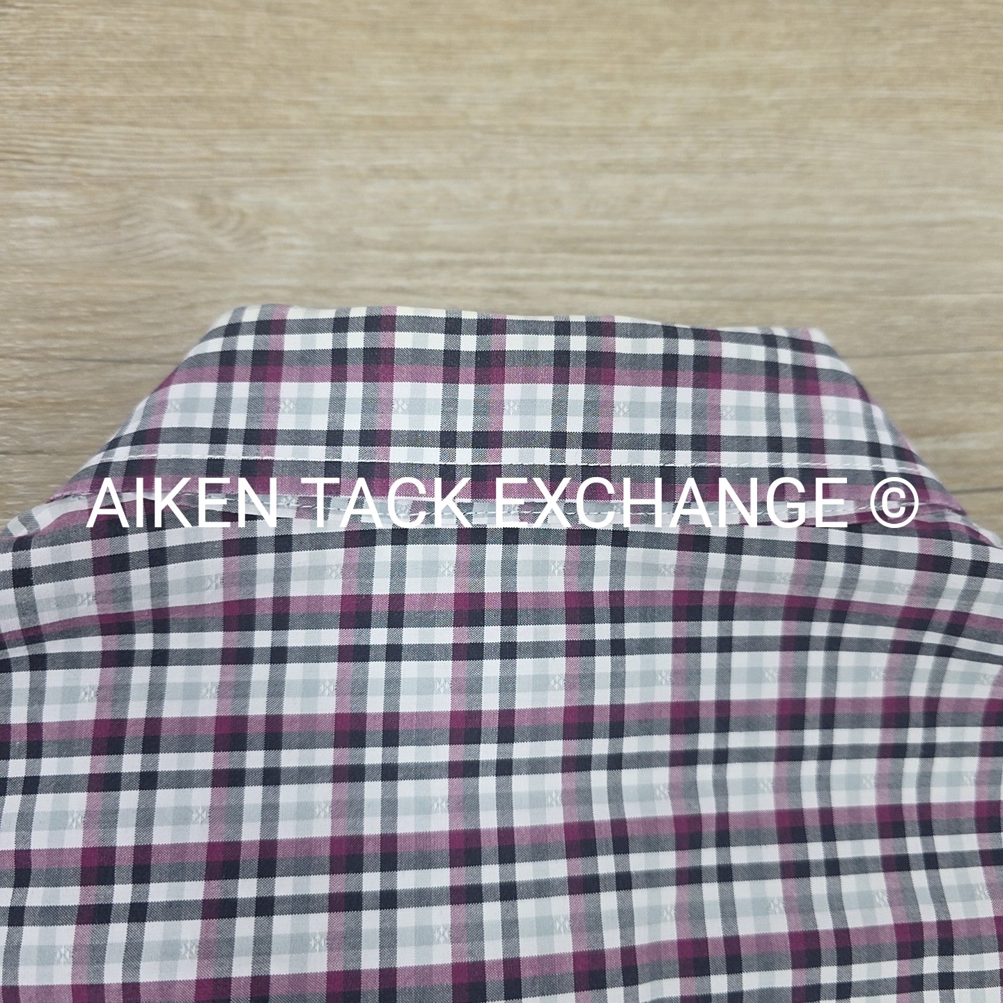 Cinch Long Sleeve Button Down Top, Size Large