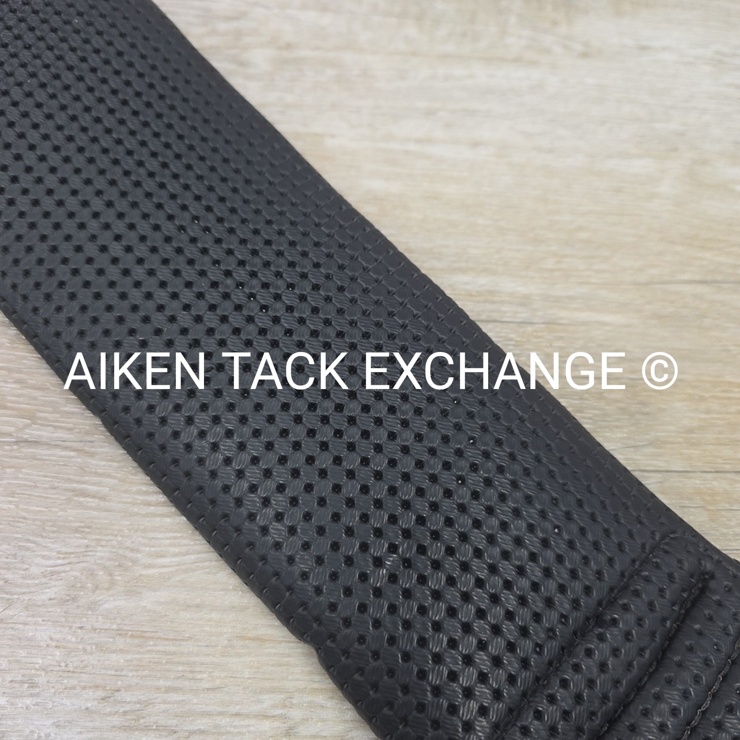 Wintec Short Girth, Black, 26"