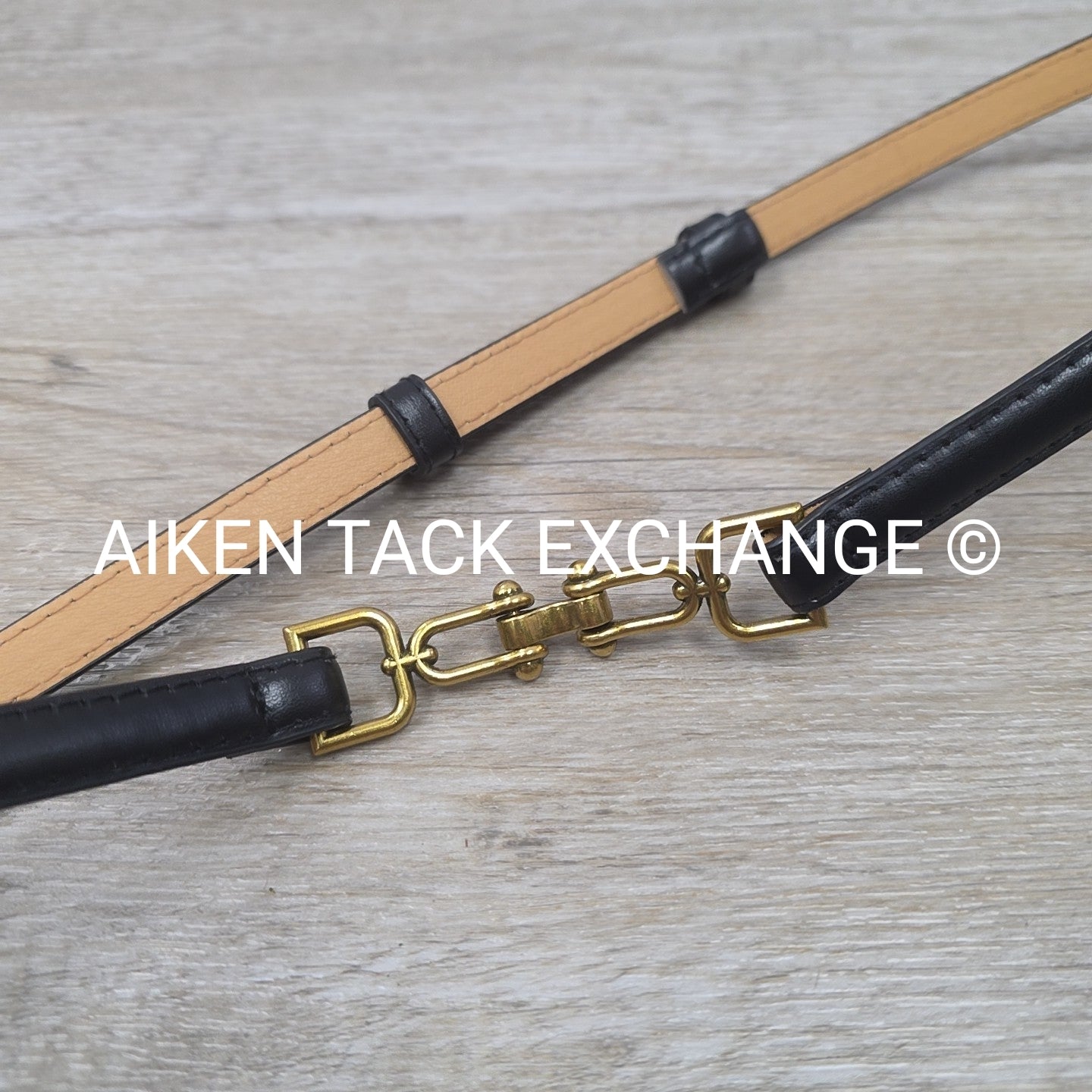 Adjustable Bet, Black