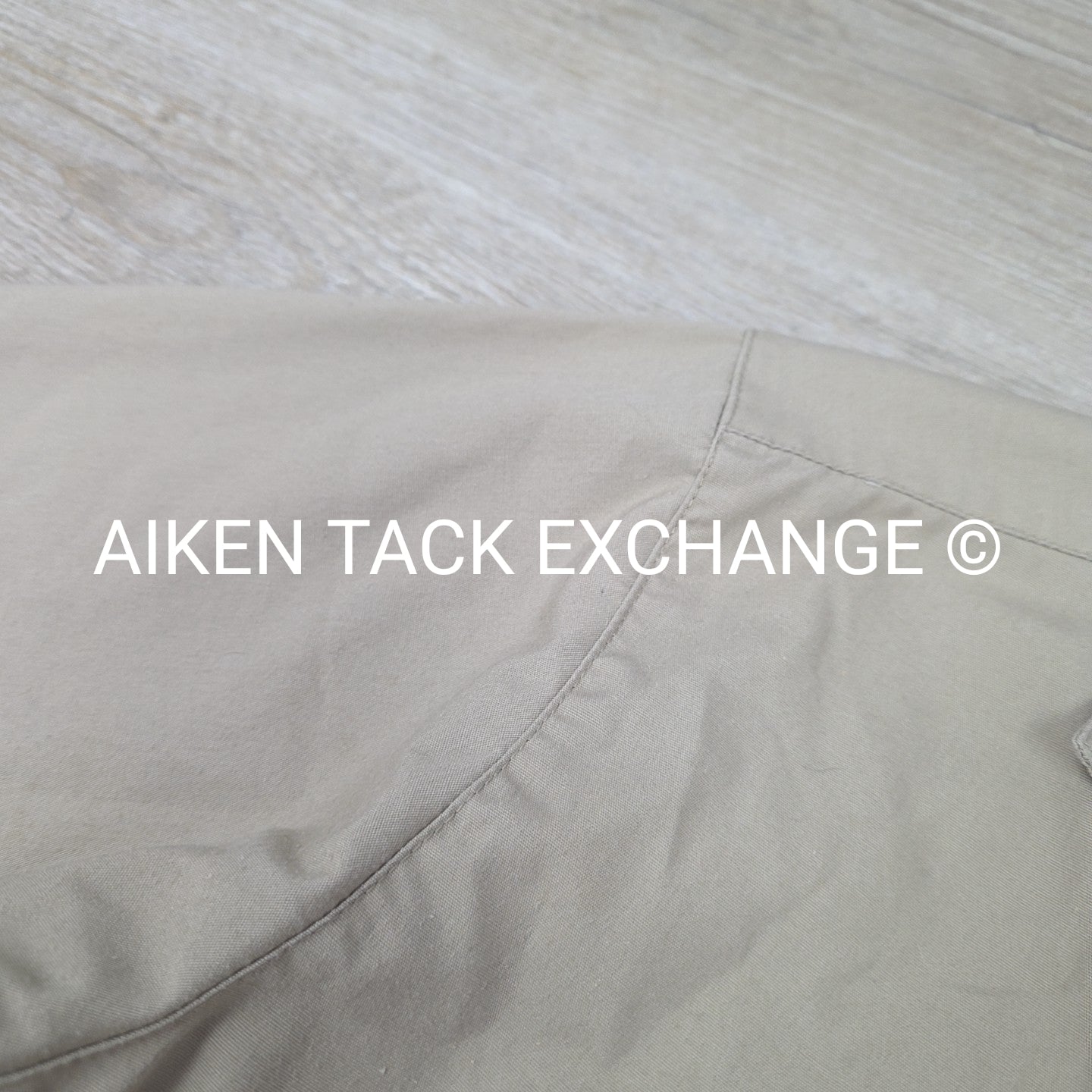 Aiken Hounds Long Sleeve Button Down Top, Size Medium