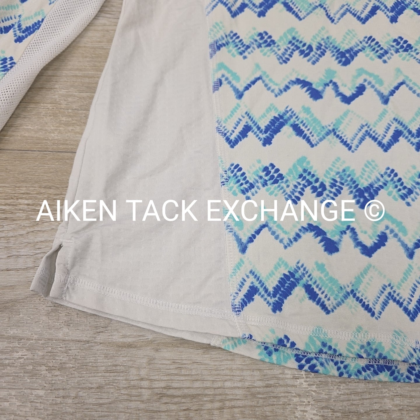 San Soleil Long Sleeve Sun Shirt, Size Medium