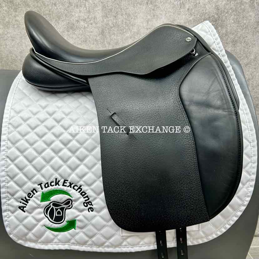 **SOLD** 2020 Black Country Eloquence Dressage Saddle, 18.5" Seat, Medium Wide Tree, Wool Flocked Panels