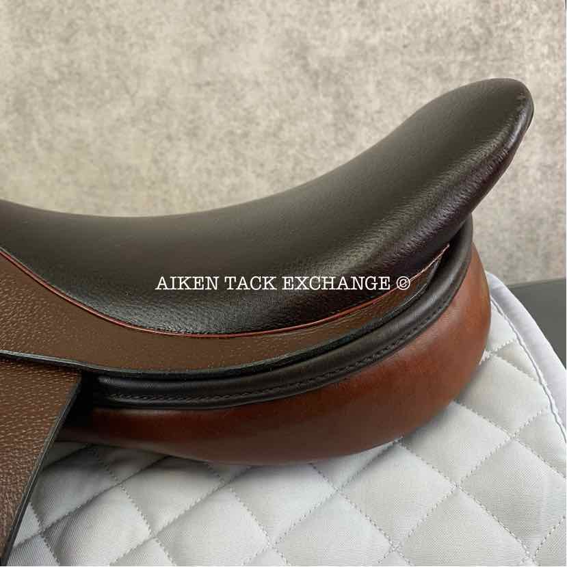 Ainsley Darby Close Contact Saddle, 17" Seat, Medium Tree, Foam Panels