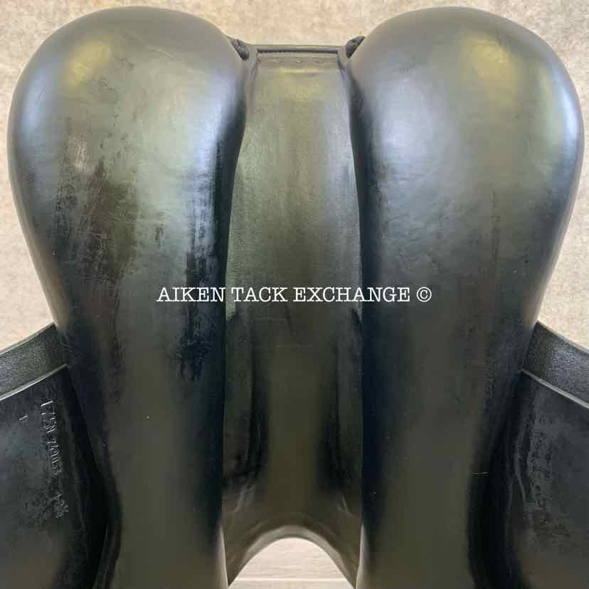 **SOLD** 2003 Amerigo Cervia Dressage Saddle, 17.5" Seat, Wide Tree, Wool Flocked Panels
