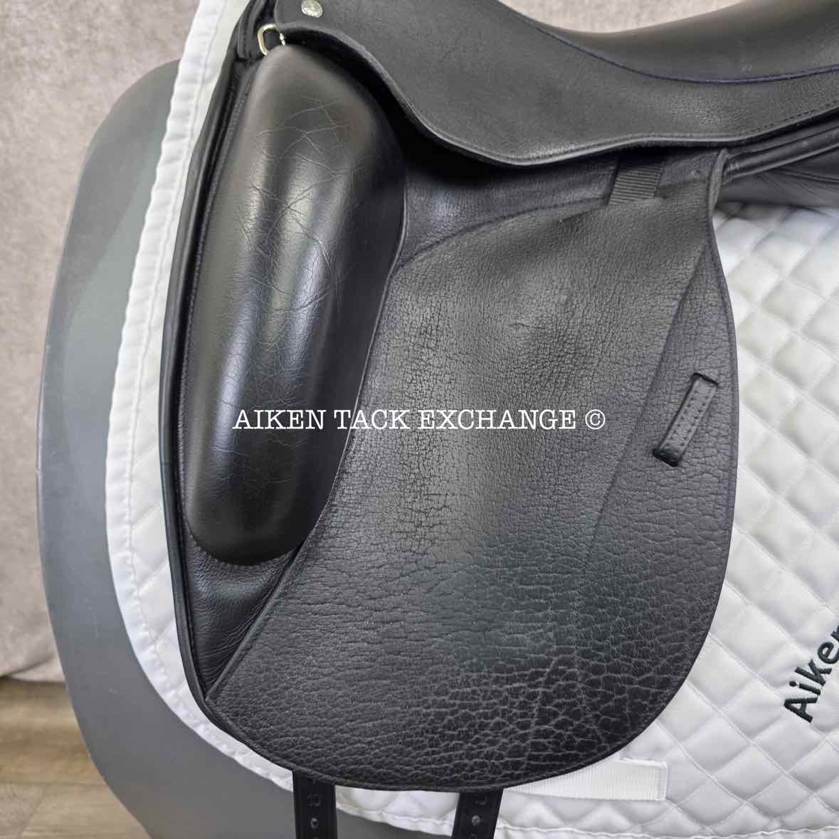 2019 Custom Saddlery Icon Flight Monoflap Dressage Saddle, 18" Seat, Adjustable Tree, Wool Flocked Panels