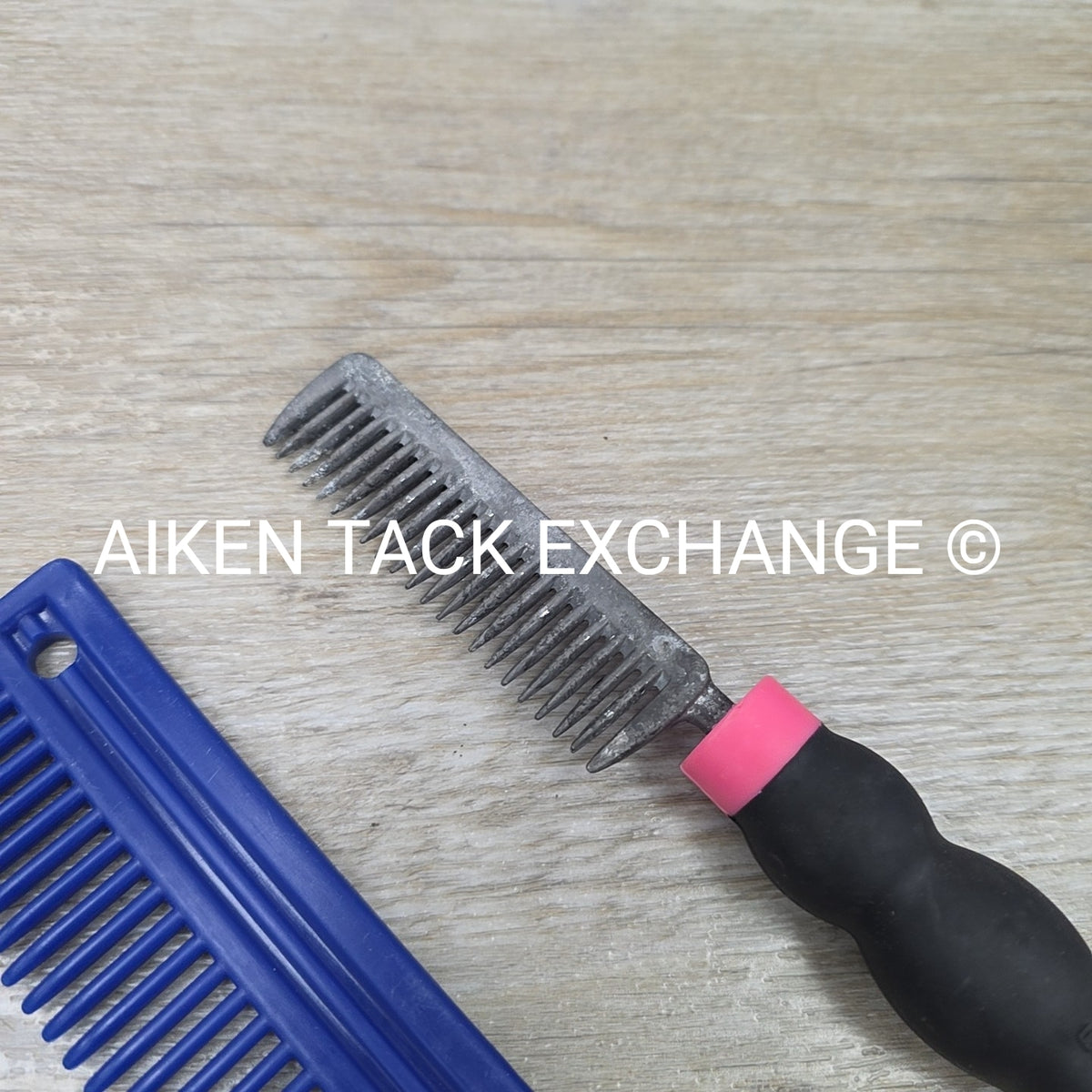 BARGAIN BUNDLE: 2 Combs & 1 Brush