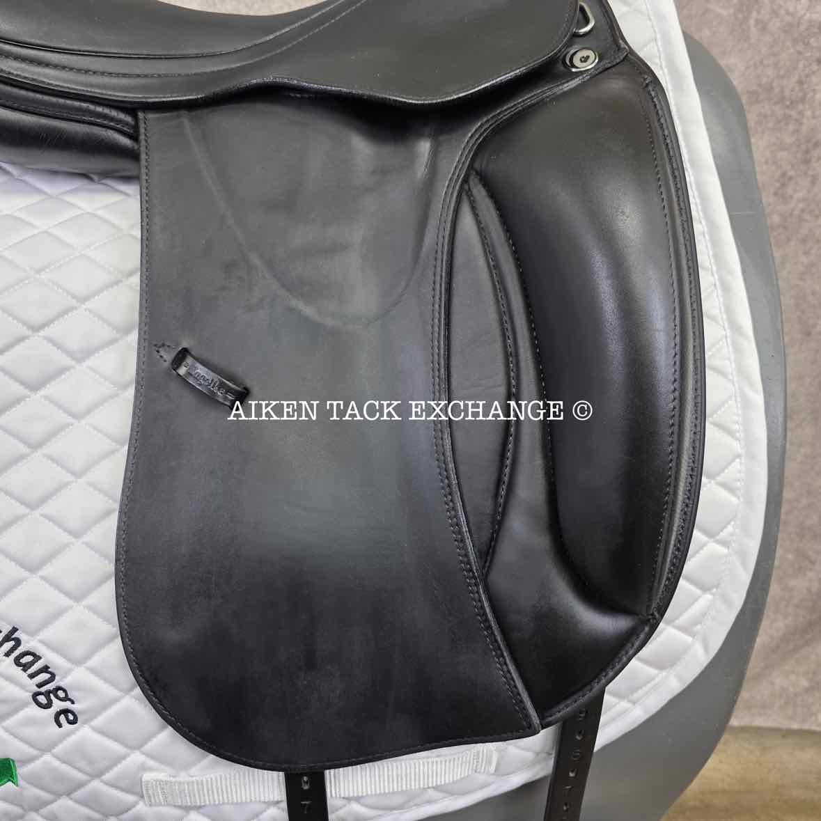 2016 Prestige X-D1D K Zero Monoflap Dressage Saddle, 17" Seat, Wide Tree, Wool Flocked Panels