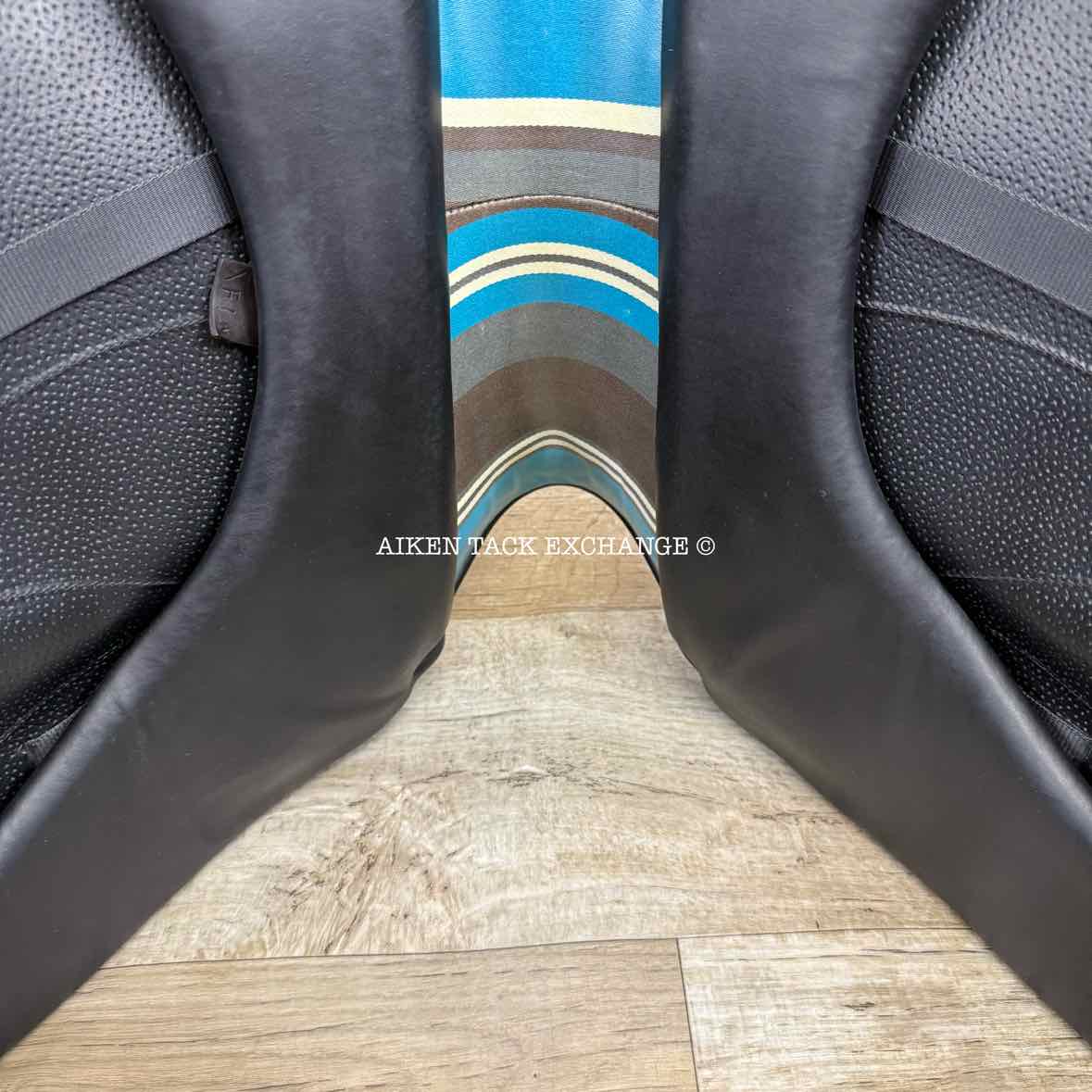 2017 Voltaire Adelaide Monoflap Dressage Saddle, 18" Seat, 3A Flap, W/XW Tree, Foam XFIN Panels, Full Buffalo Leather
