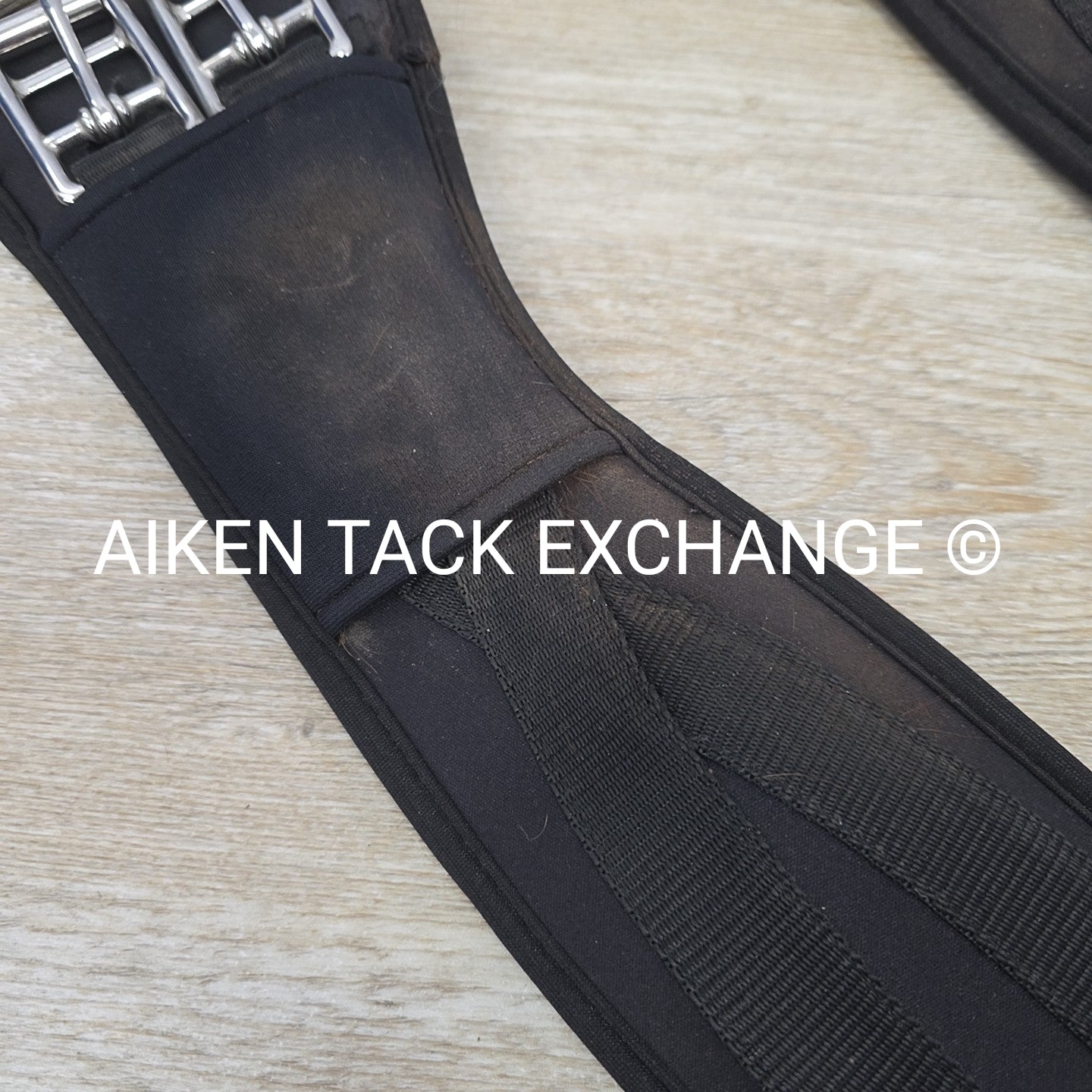 BARGAIN BUNDLE: 2 Ovation Gel Body Form Dressage Girths, Black, 22"