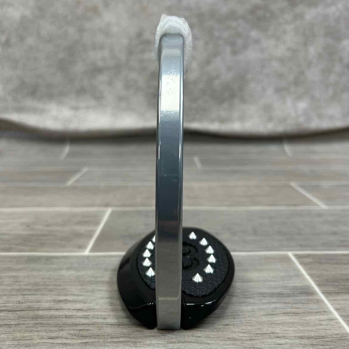 American Equus E'Lan Stirrups, 4.75