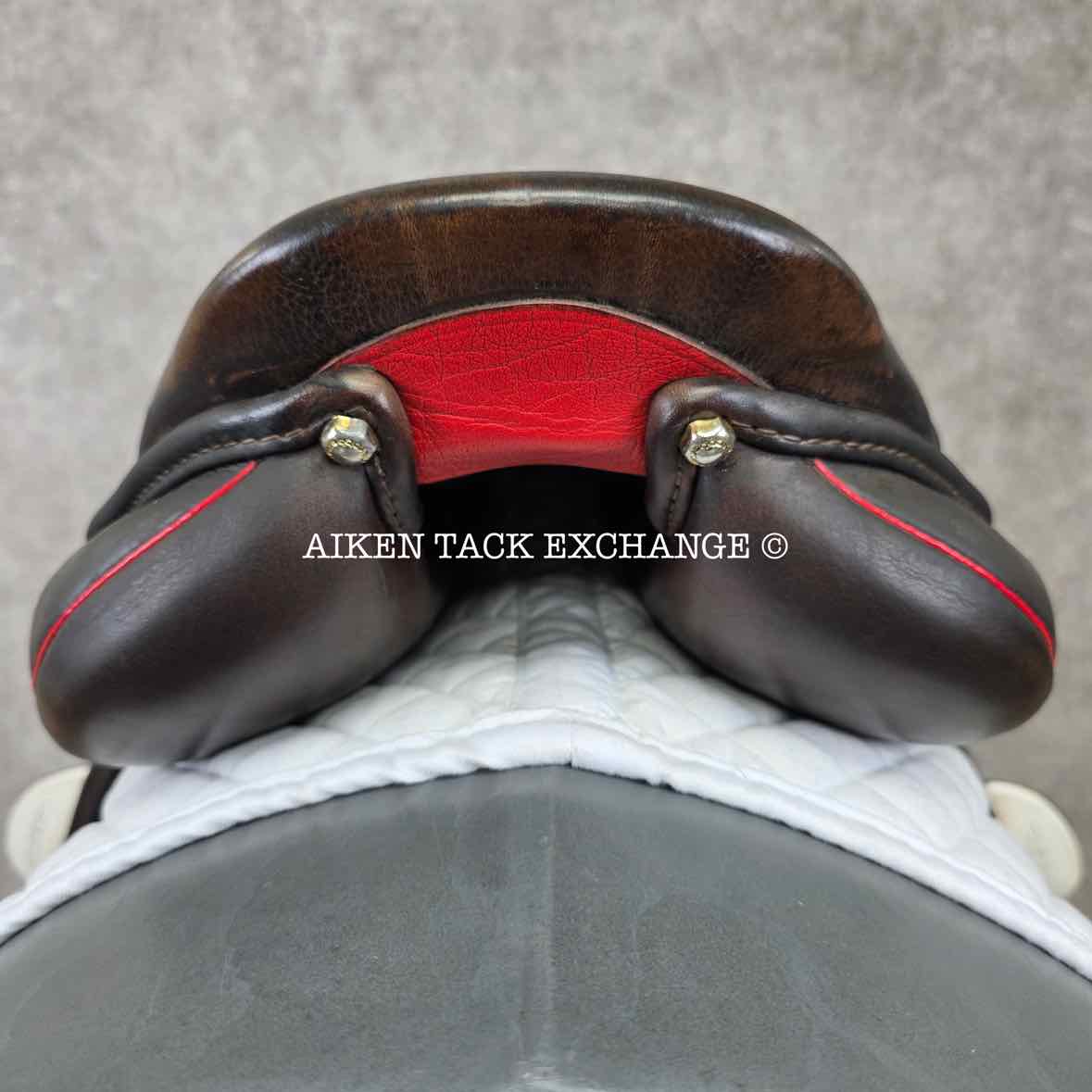 **SOLD** 2017 Stubben Zaria Optimum Deluxe Monoflap Jump Saddle, 17.5" Seat, 29cm - Medium, Wool Flocked Panels