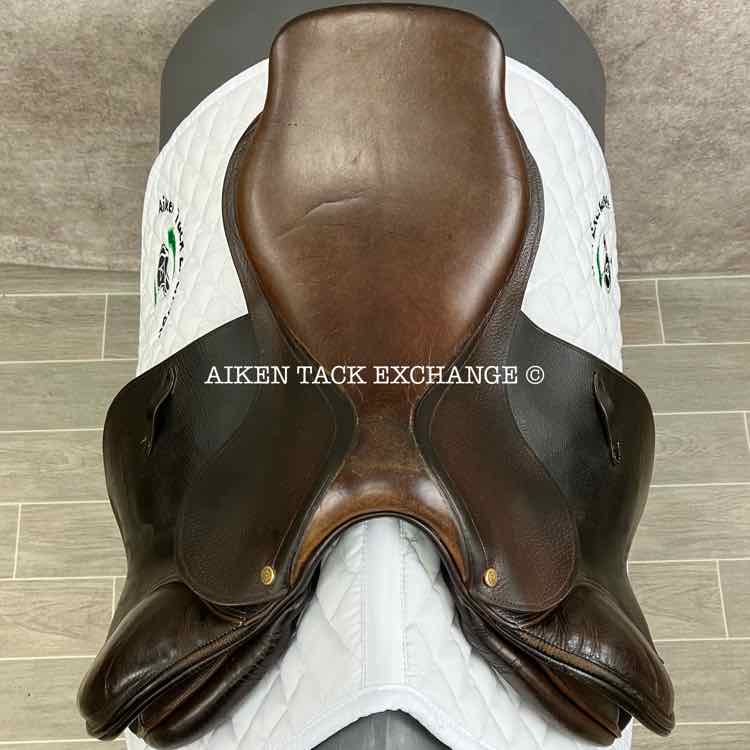 **SOLD** 1995 PJ by Bruno Delgrange Close Contact Jump Saddle, 16.5" Seat, Short Flap, Medium Tree, Foam Panels