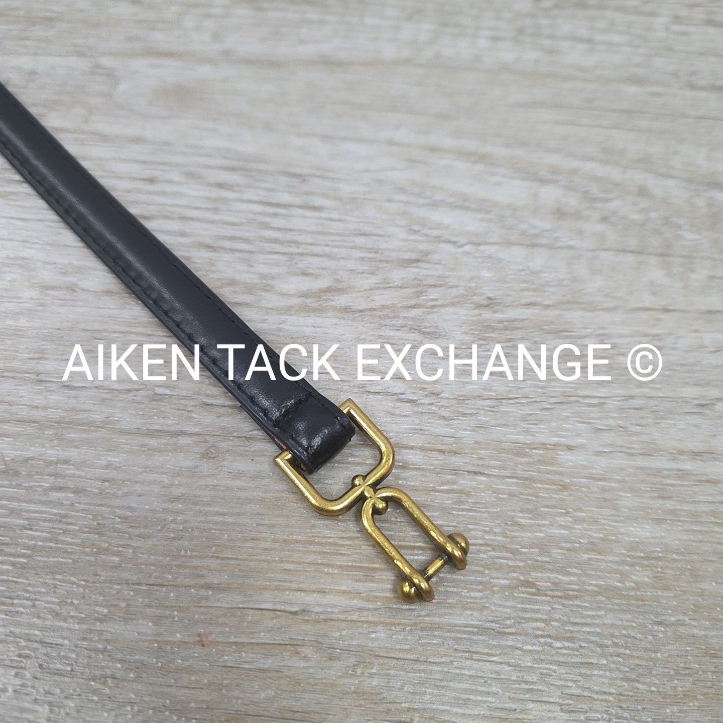 Adjustable Bet, Black