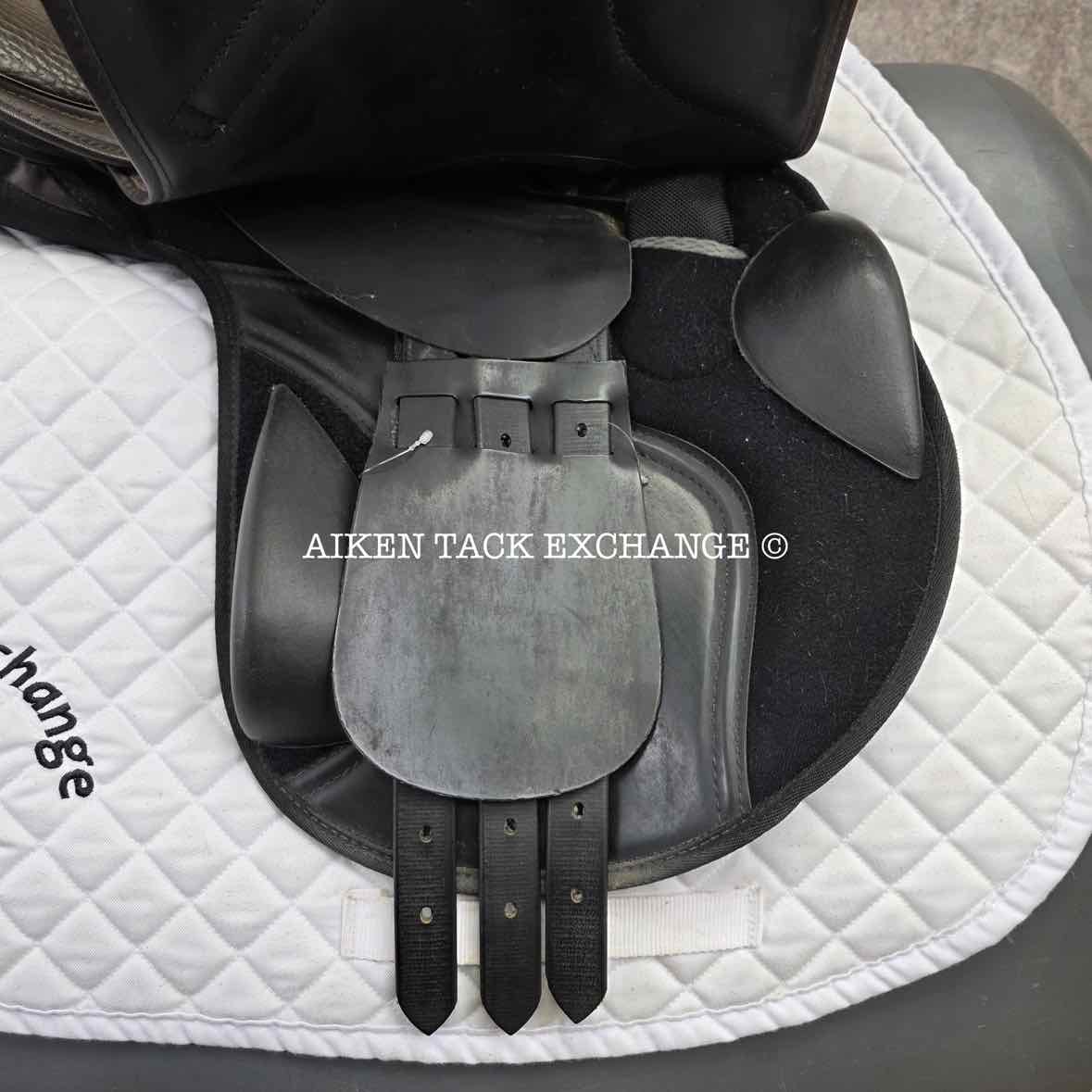 Dover Synthetic ProRide Close Contact Jump Saddle, 16.5" Seat, Medium Tree, Wool Flocked Panels