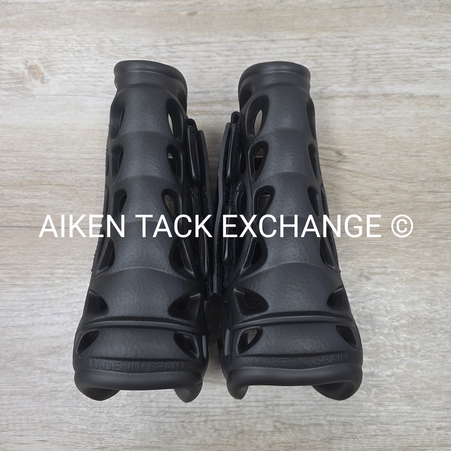 Gatusos Front Air Boots, Black, Size Large