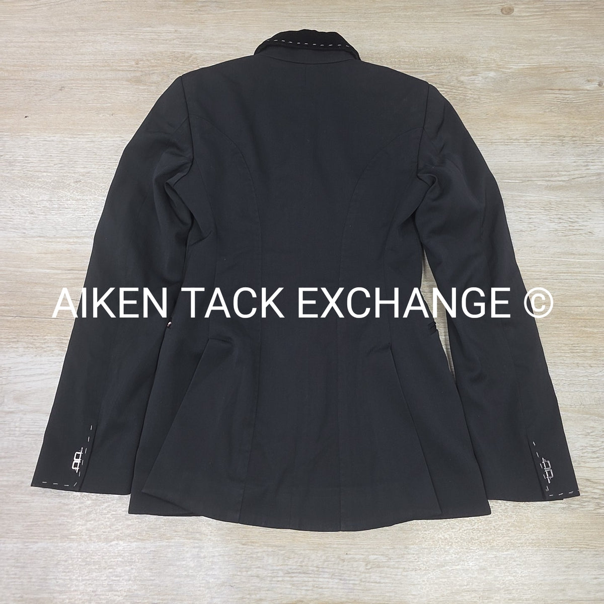 Alessandro Albanese Show Coat, Size 38 (10)