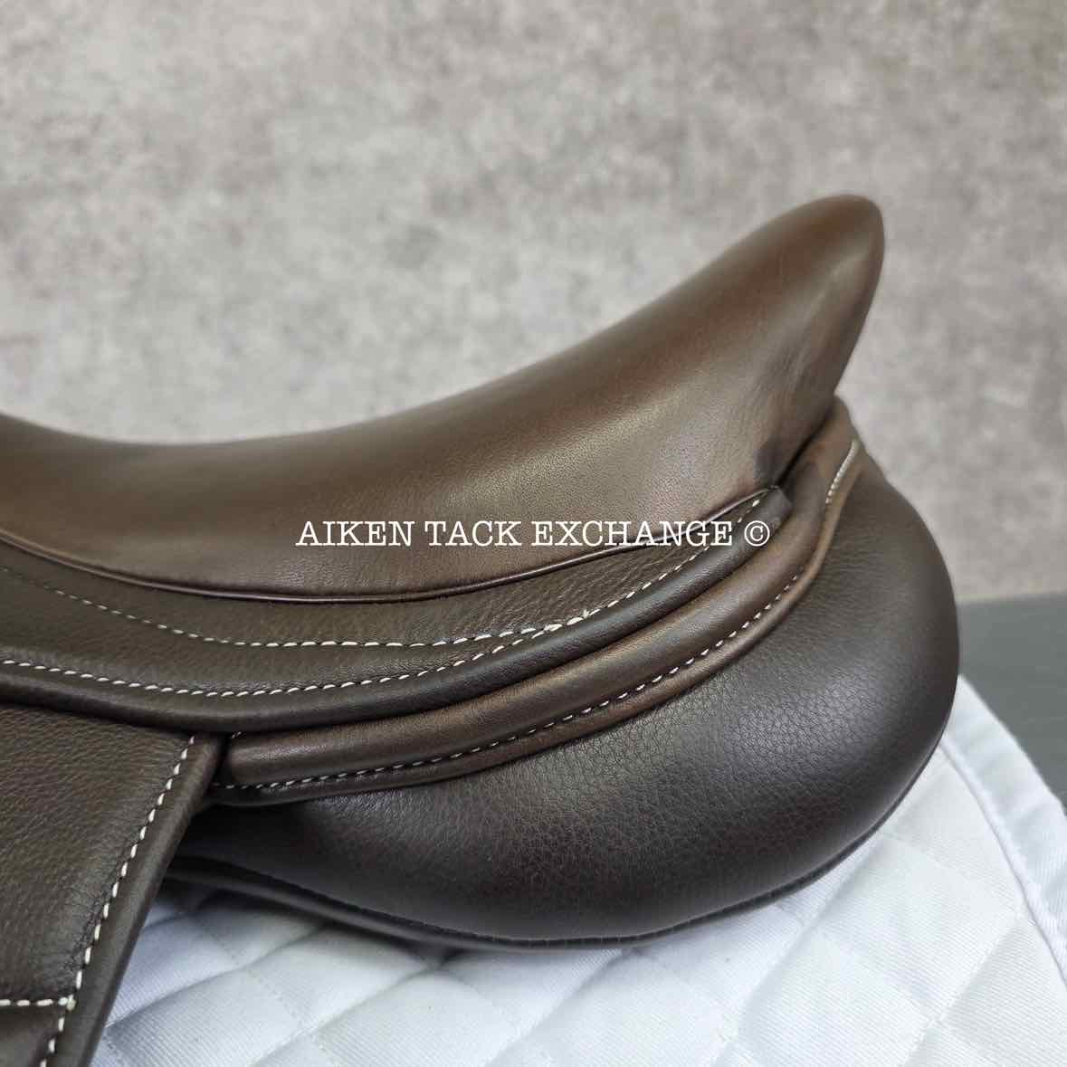 HDR - Henri de Rivel Synergy Close Contact Jump Saddle, 16.5" Seat, Adjustable Tree - Changeable Gullet, Wool Flocked Panels