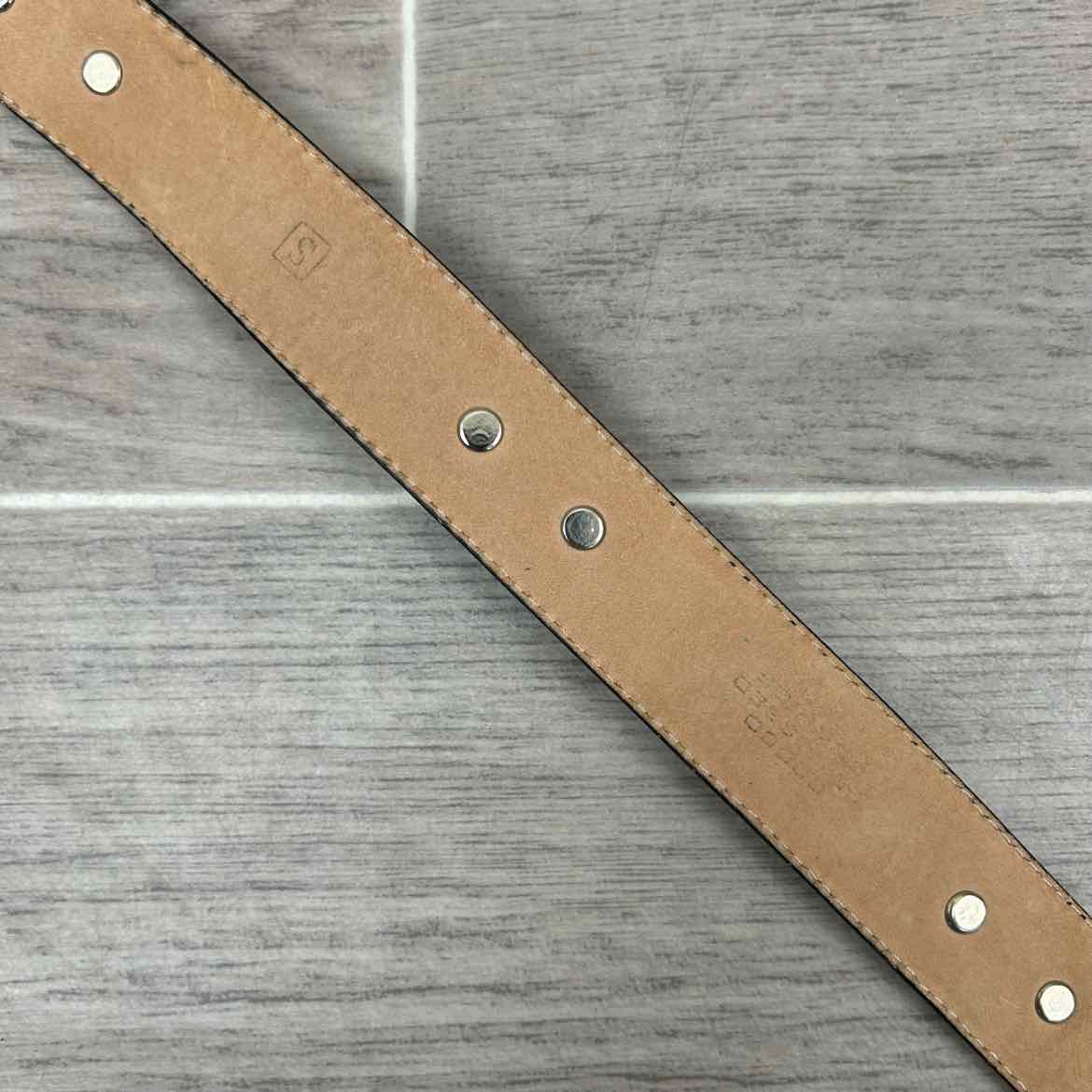 Belt, Size Small (has blemishes)