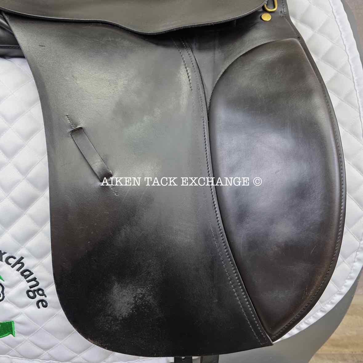 Albion Original Comfort Dressage Saddle, 18" Seat, M/MW Tree, Wool Flocked Panels