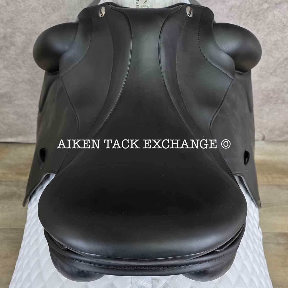 2018 Erreplus Freestyle Monoflap Dressage Saddle, 17" Seat, Adjustable Tree, Wool Flocked Panels