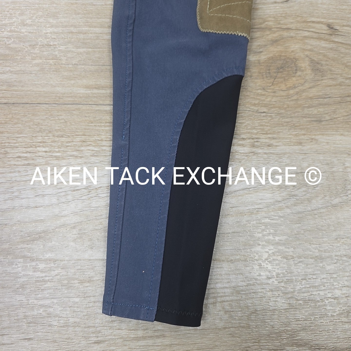 Tailored Sportsman Trophy Hunter Knee Patch Breeches, Size 10 L