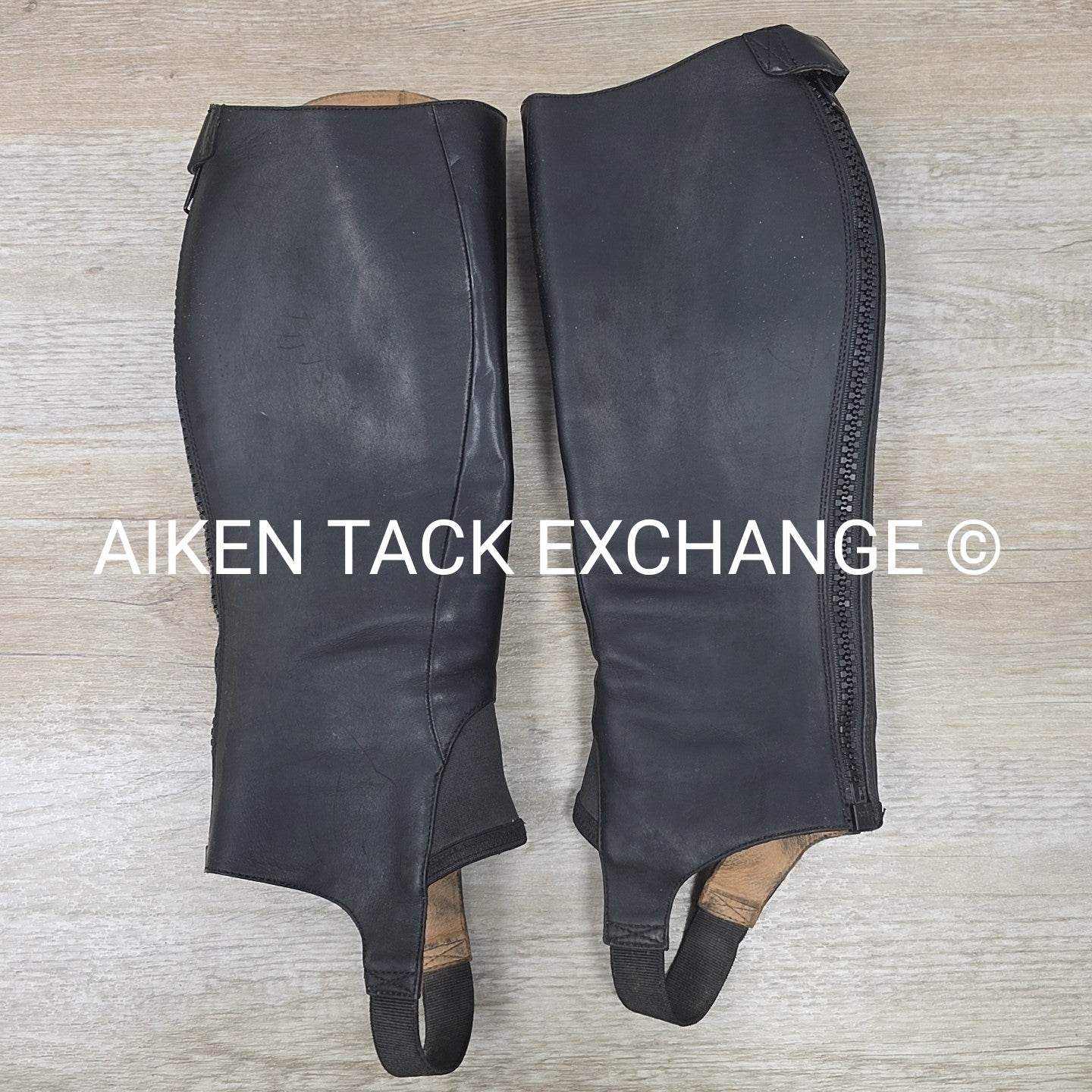 Ariat Close Contour Half Chaps, Size L S