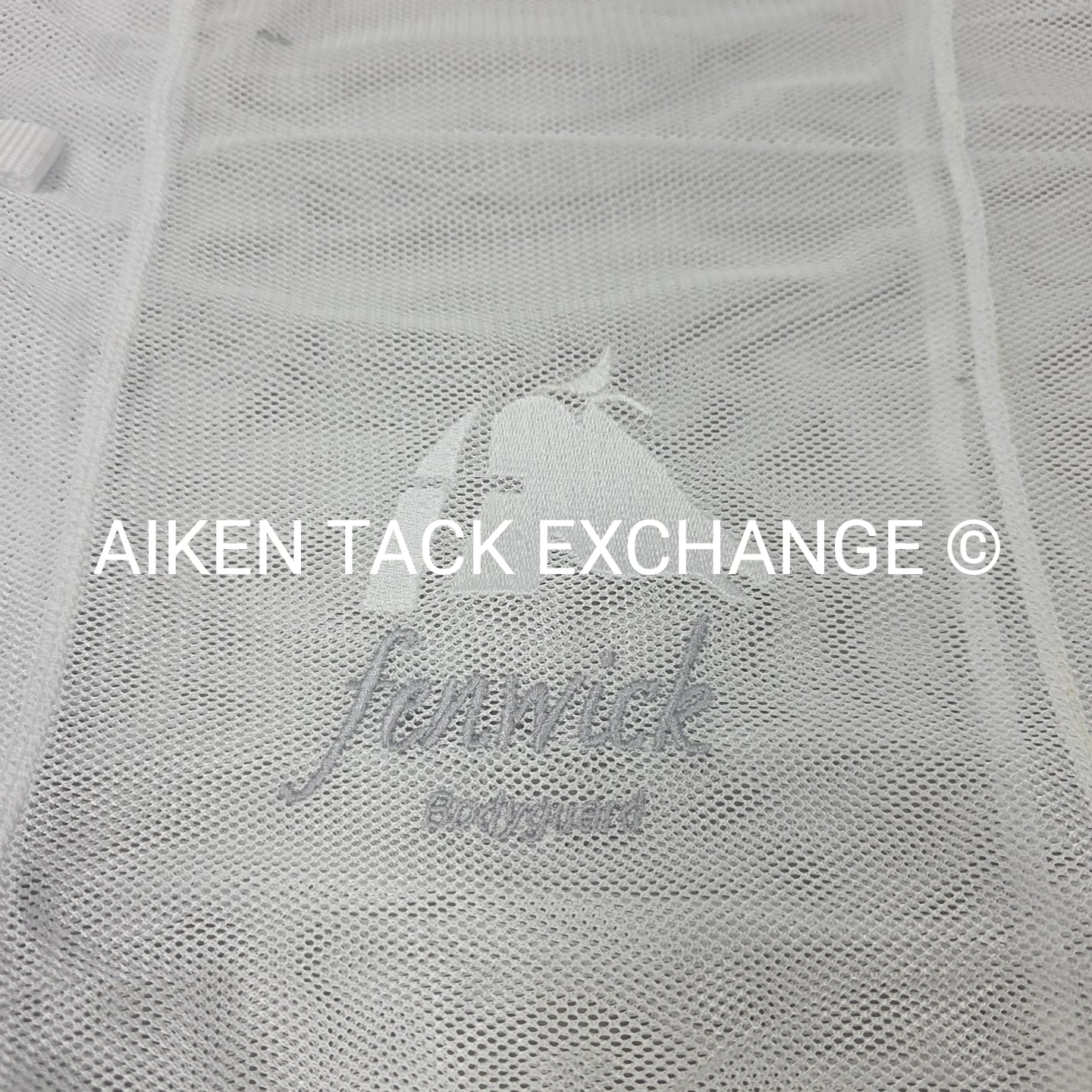 Fenwick Equestrian BodyGuard Mesh Cooler, White (has some marks) 60"