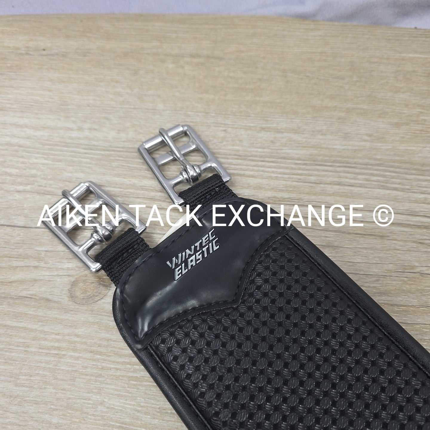 Wintec Chafeless Synthetic Girth, Black, 46"