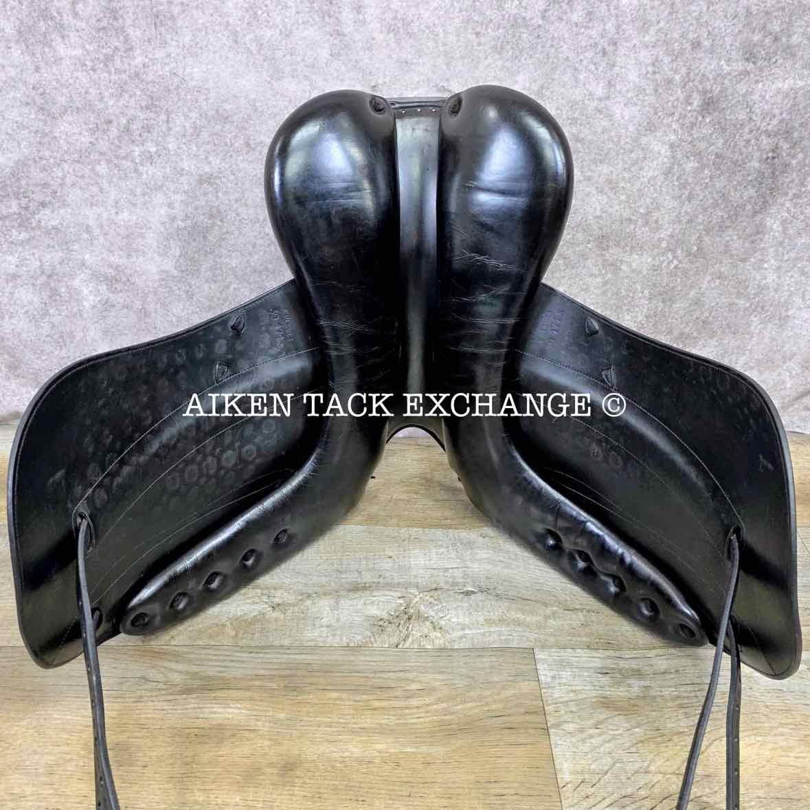Hermes Corlandus Monoflap Dressage Saddle, 17.5" Seat, Medium Wide Tree, Foam Panels