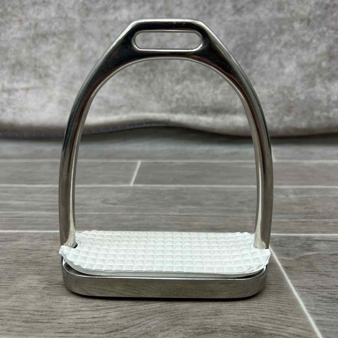 Fillis Stirrup Irons 4.5"
