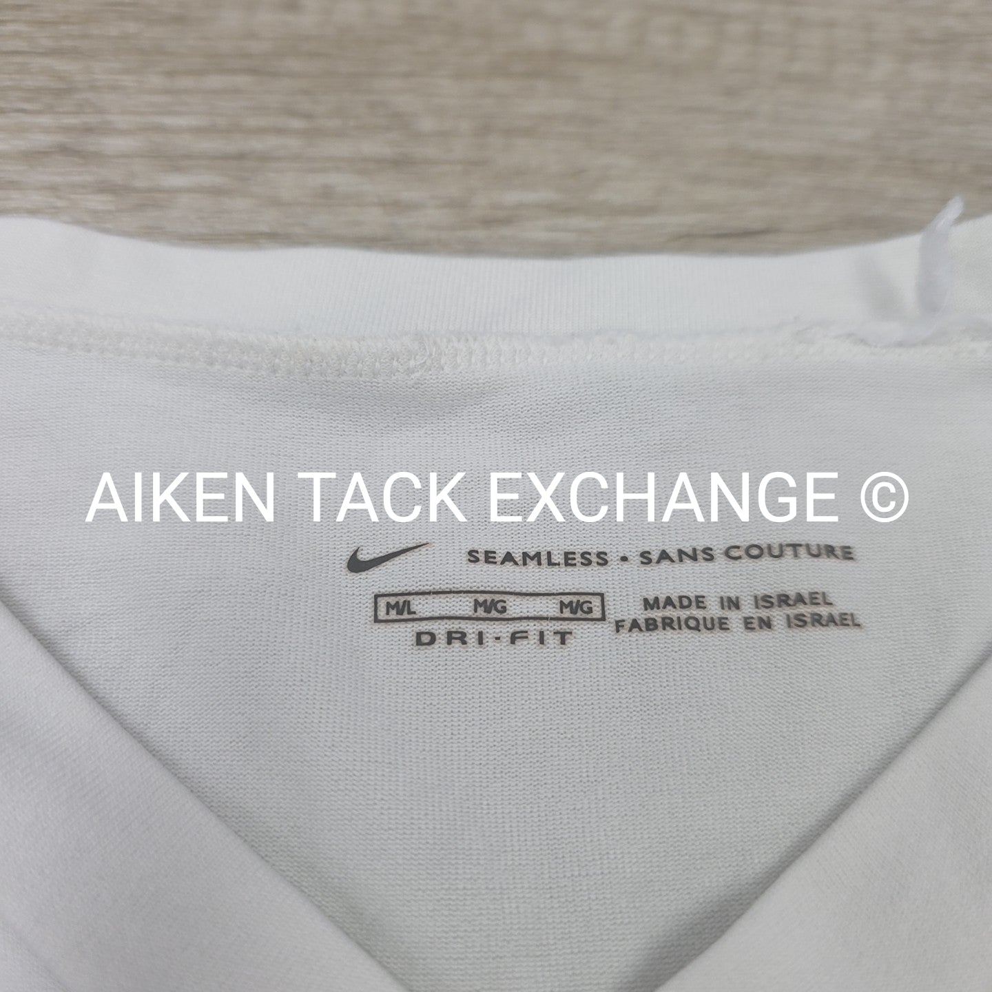 Nike Seamless Dri-Fit Long Sleeve Top, Size Medium
