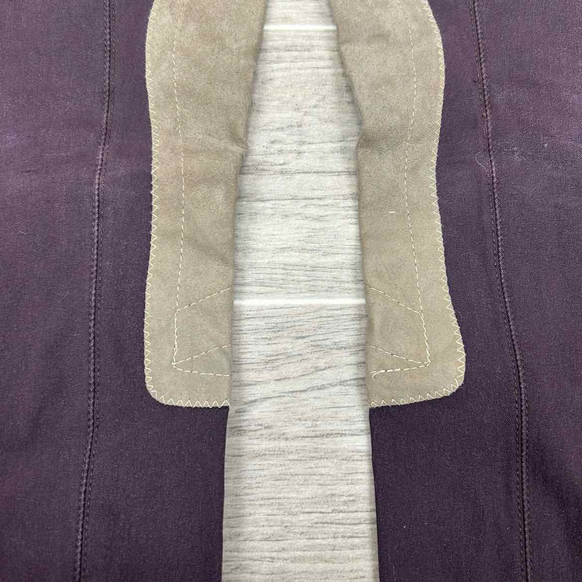Tailored Sportsman Trophy Hunter Knee Patch Breeches, Size 24
