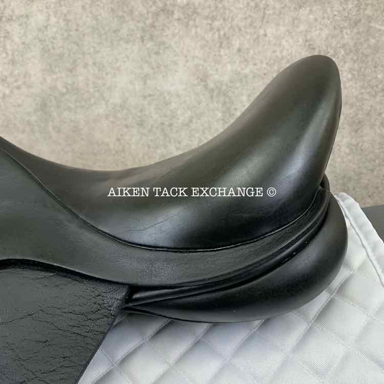 **SOLD** Cynron Dressage Saddle, 17.5" Seat, Medium Wide Tree, Wool Flocked Panels, Buffalo Leather