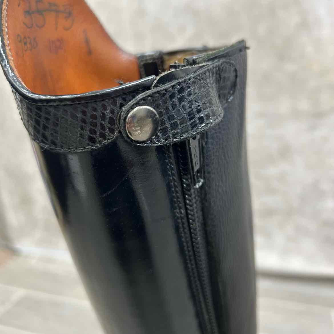La Mundial Dressage Boot, Size 39 Calf Height 50 Width 37