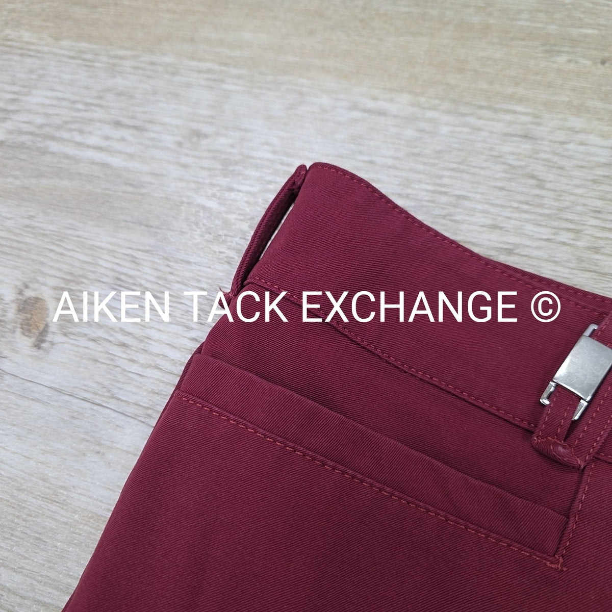 For Horses Silicone Knee Patch Breeches, Size US 28 / I 44