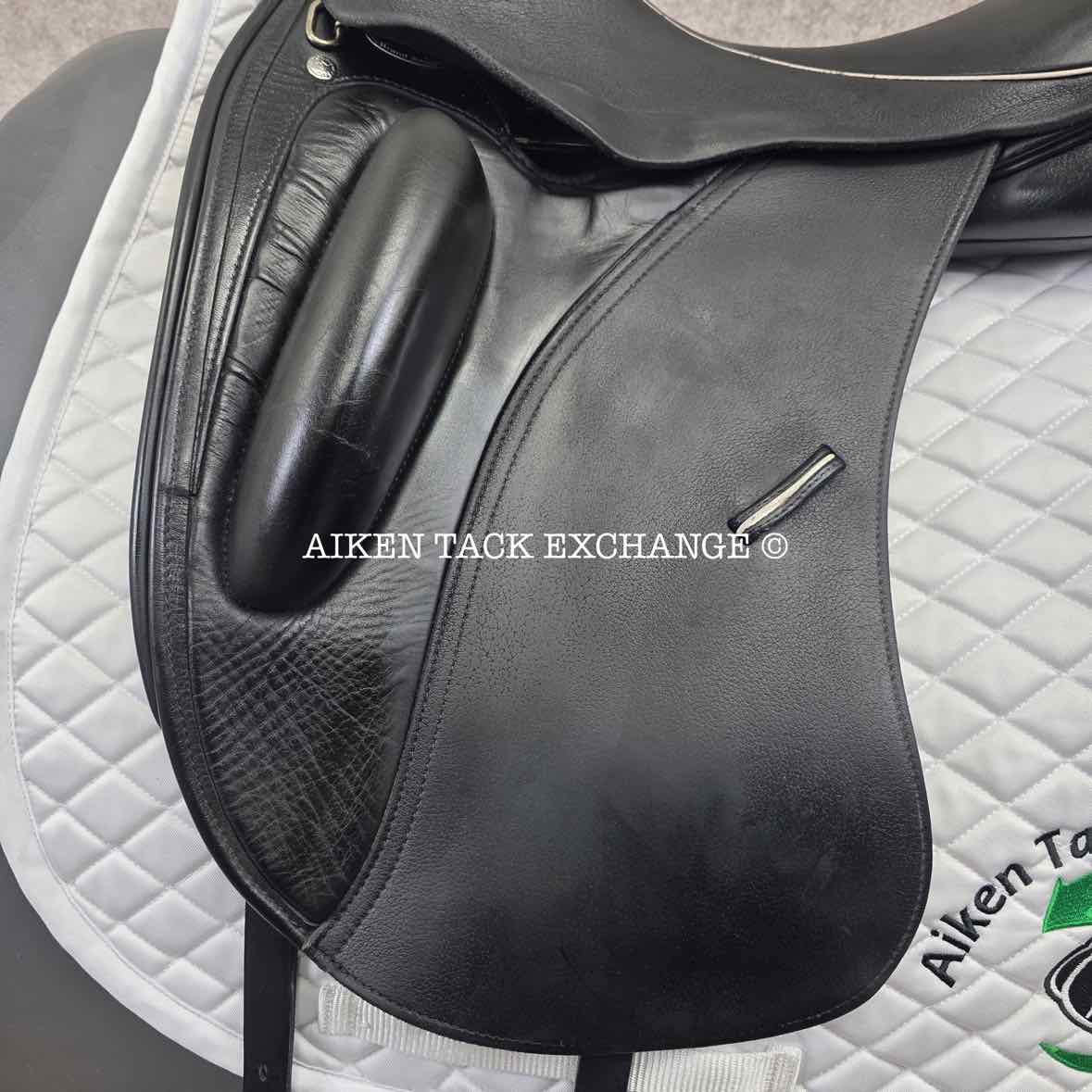 **On Trial** 2017 Custom Saddlery Wolfgang Gemini R Monoflap Dressage Saddle, 17.5" Seat, Adjustable Tree, Wool Flocked Panels