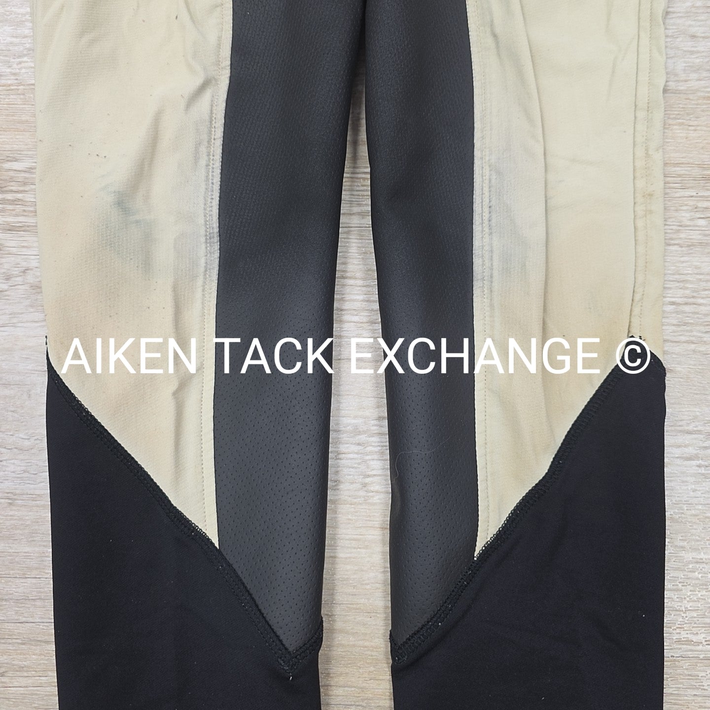 BARGAIN BUNDLE: Equine Couture Knee Patch Breeches, 26 & Kerrits Full Seat Breec