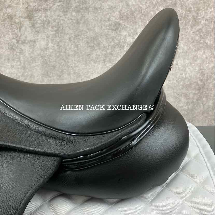2023 Custom Saddlery Wolfgang Gemini R Monoflap Dressage Saddle, 17.5" Seat, Adjustable Tree, Wool Flocked Panels