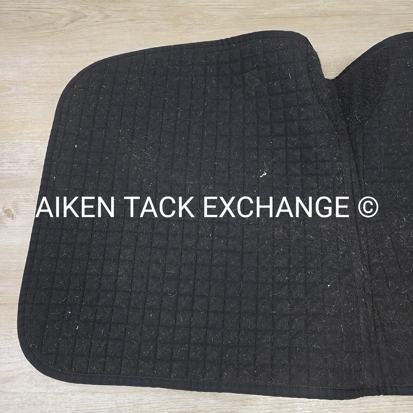 Back on Track Therapeutic Dressage Saddle Pad